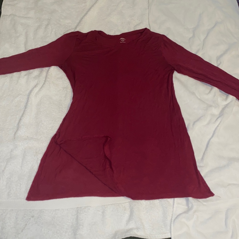 LONG SLEEVE MAROON SHIRT